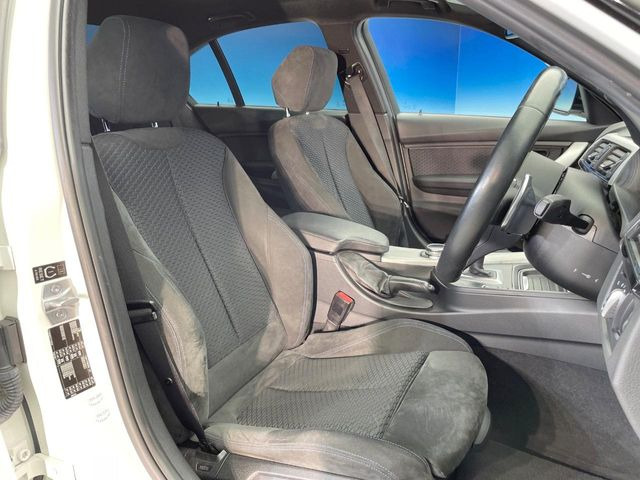 ��M�X�|�[�c��p�A���J���^�[���V�[�g:����������V�[�g�ގ���@�\�́A�h���C�o�[�𖣗������K�ȃh���C�r���O�����o���܂�!