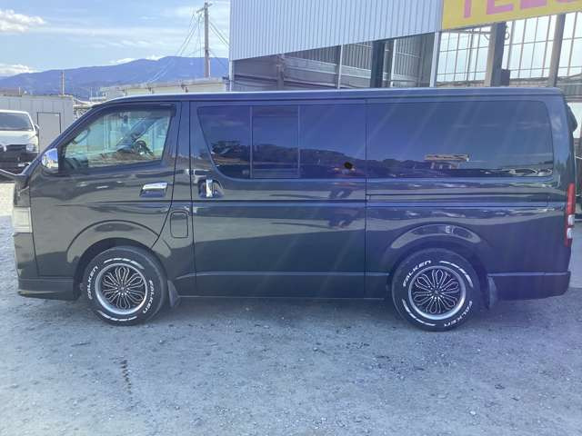 �C�[�W�[�N���[�U�[!