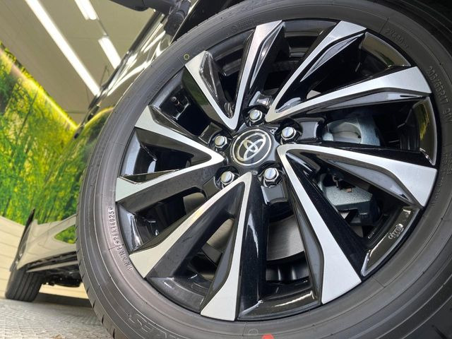 �y����17�C���`�A���~�z�C�[���z�O�ςɃ}�b�`���������A���~�z�C�[���𑕒����Ă���܂��B�e��ЊO�A���~�z�C�[����A�X�^�b�h���X�^�C�����戵�����Ă���܂��B���񂲑��k����������