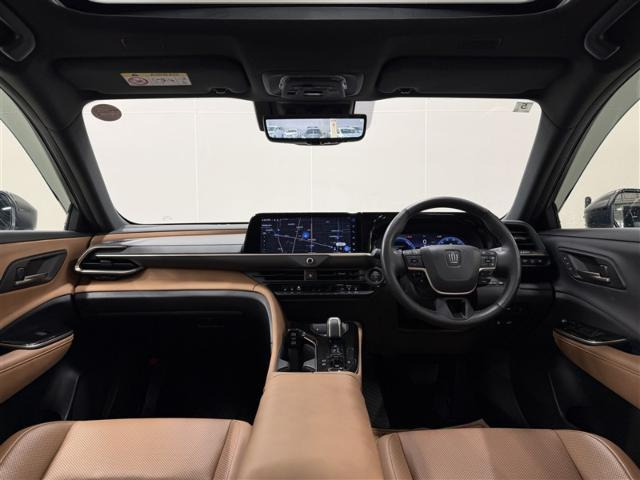 クラウンスポーツ2.5 Z E-Four 4WD