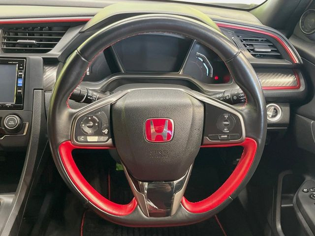 �y�����v�����X�e�A�����O�z�㎿�Ȋv���g�p���邱�ƂŁA��ɂ����������݂ƂĂ��^�]���₷���n���h���ł���