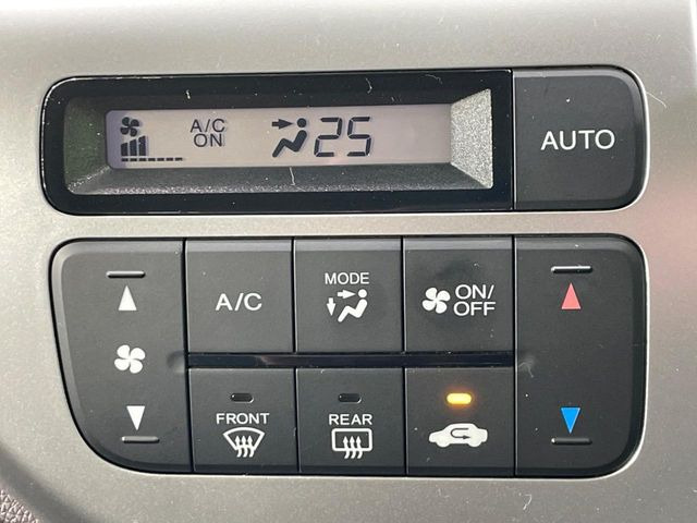 �y�I�[�g�G�A�R���z��x���D�݂̉��x�ɐݒ肷��΁A�ԓ��̉��x�����m�����ʂ≷�x�������Œ����B����&hellip;����&hellip;�Ɖ��x���X�C�b�`���������K�v�͂���܂���B���K�Ȏԓ���Ԃɂ͕K�{�̋@�\�ł��ˁ�