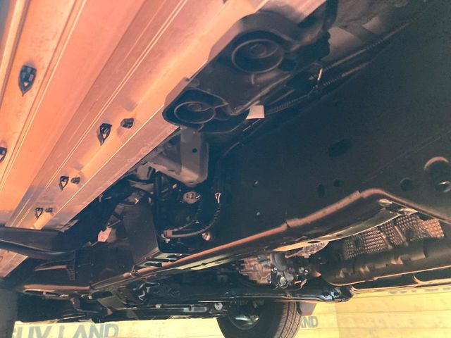 ����肪���ꂢ�Ȃ����ɁA�h�K���H�̎{�H���I�X�X���B�~��n��͂������A���ݕ��ɂ��Z���̕���A��Ń}�����E�E�B���^�[�X�|�[�c���������ɂ��D�]���������Ă���܂��B