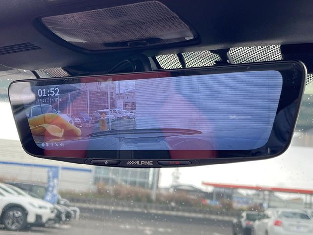 �y�h�����R�t���f�W�^�����[���~���[�z��Ȃ̑傫�ȉו��⓯��҂Ō�����m�F���Â炢���ł����S!�J�������B�e�����ԗ�����̉f�������[���~���[���ɕ\���B�N���A�Ȏ��E�ŏ󋵂̊m�F���\�ł�!