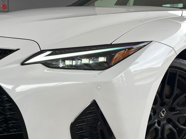 �y�O��LED�w�b�h���C�g�z�X�^�C���b�V���Ȍ����ڂ̎O��LED�w�b�h���C�g�𑕔���X�^�C�������łȂ��A��Ԃ̑��s�����E�ǍD�ň��S���Ă���肢�������܂��B