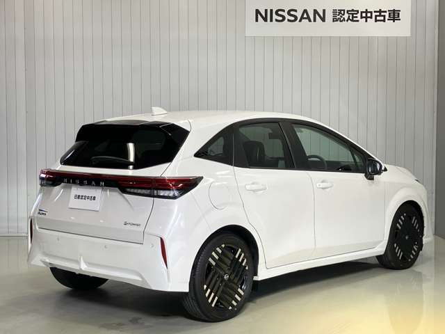 ノートオーラ1.2 G レザーエディション