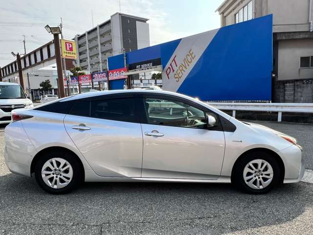 �O���[�v���݌ɐ�200��ȏ�!!�L�x�ȍ݌ɂ̒����炨�q�l�ɂ҂�����Ȉ�������Ă������܂�!!