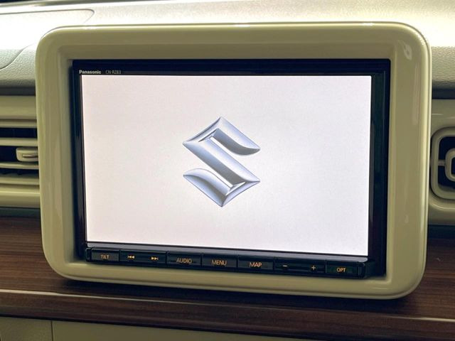 �y�����i�r�z�l�C�̏����i�r�𑕔����Ă���܂��B�i�r�̎g���₷���͂������A�I�[�f�B�I�@�\���[��!�L�����v�◷�s�͂������A�ʋ΂┃�����ȂǕ��i�̃h���C�u���y�����Ȃ�͂���