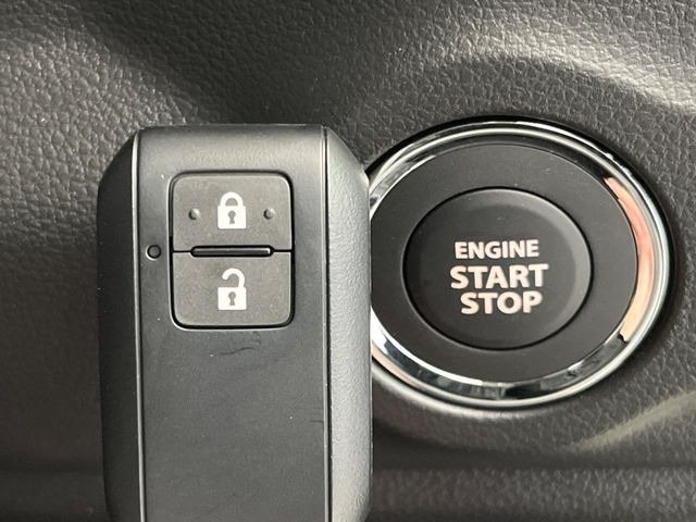 �y�L�[���X�X�^�[�g�V�X�e���z�J�o����|�P�b�g�ɓ��ꂽ�܂܂ł��h�A�̎{���E�������\�ȃX�}�[�g�L�[�𑕔��B�G���W���̃I���E�I�t�����J�M�����o���K�v����������Ƃ��Ă��֗��ł���