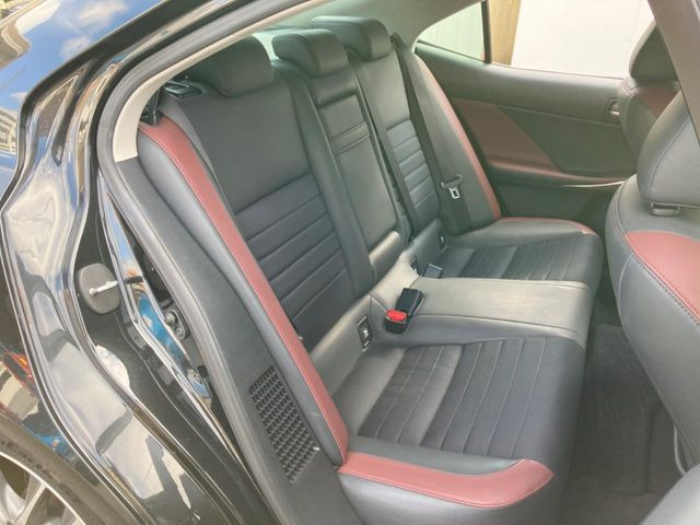 �y���烌�U�[�V�[�g�z����̂ӂ���肪�e�ՂŃ����e�i���X�����ȒP�ȁA�@�\���ɗD��鍇����v���̗p�����㎿�ȃV�[�g�ł��B����S�n���悭�A���������ӂ��S�n�ǂ��ԓ���Ԃ����o���Ă���܂��B