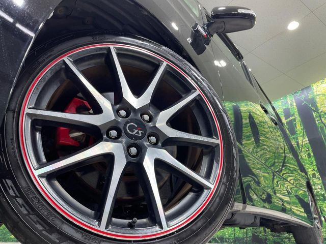 �y�O���[�h��p����19�C���`�A���~�z�C�[���z�f�U�C�����̍��������A���~�z�C�[���𑕒����Ă���܂��B�e��ЊO�A���~�z�C�[����A�X�^�b�h���X�^�C�����戵�����Ă���܂��B���񂲑��k����������