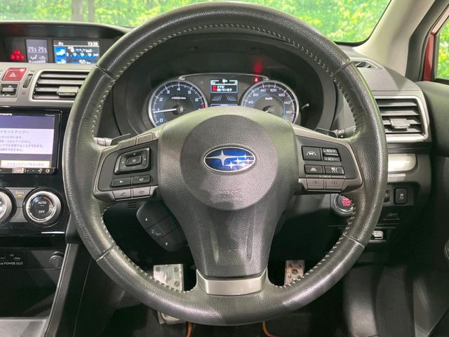 �y�����v�����X�e�A�����O�z�㎿�Ȋv���g�p���邱�ƂŁA��ɂ����������݂ƂĂ��^�]���₷���n���h���ł���