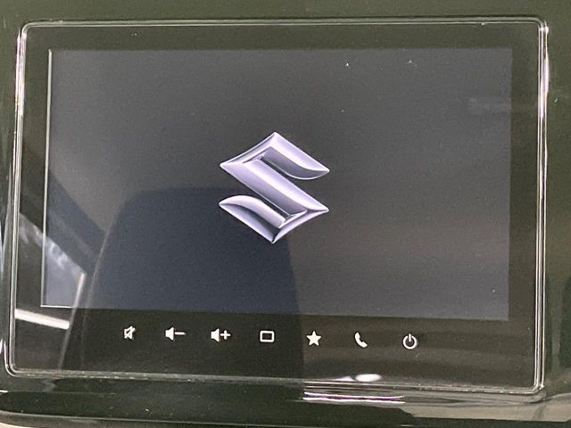 �y���[�J�[����9�^�i�r�z�C���e���A�ɗn�����ރX�^�C���b�V���ȁu��p�݌v�v���[�J�[�i�r�𑕔��􎋔F���⑀�쐫�ȂǊ�{���\�ɂ��D��A���㎿�ȃJ�[���C�t�����y���݂��������܂��B