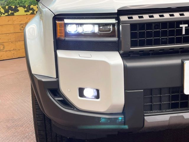 �yLED�w�b�h���C�g�z���V����ԑ��s�����ǍD�Ȏ��E���m�ۂ����S���ĉ^�]�ł��鍂�P�xLED�w�b�h���C�g�𑕔�!�_�����x�������A����d�͂��}�����Ă��܂��B