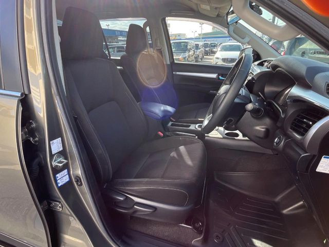 �^�]�ȃV�[�g���͎g�p�������Ȃ��A�ǍD�ȏ�ԂƂȂ��Ă��܂��B���J�Ɏg���Ă������Ƃ��悭�킩��܂��ˁB