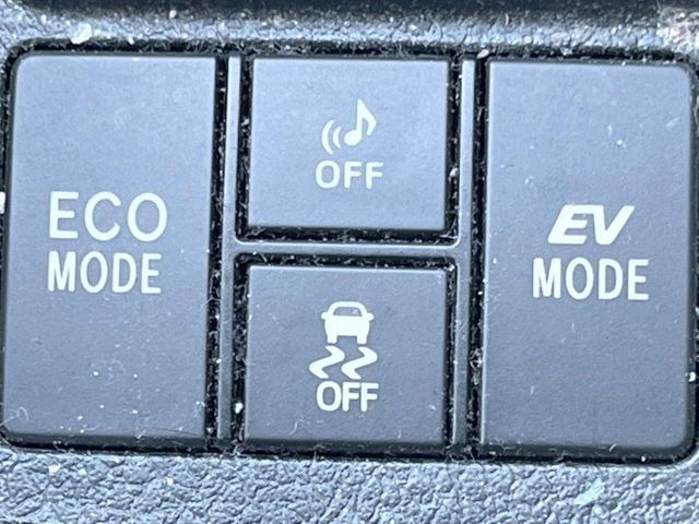 �y�h���C�u���[�h�Z���N�g�z�R���t�H�[�g�ȏ�薡����X�|�[�e�B�ȏ�薡�܂ŃX�C�b�`��Ő؂�ւ��\�B�V�[����C���ɍ��킹�����[�h��I�ׂ΁A�����̃h���C�u������w�y�����Ȃ�܂���