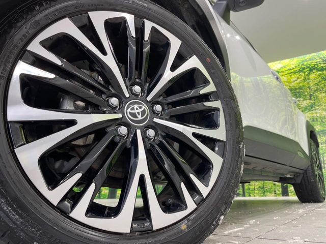 �y����18�C���`�A���~�z�C�[���z�O�ςɃ}�b�`���������A���~�z�C�[���𑕒����Ă���܂��B�e��ЊO�A���~�z�C�[����A�X�^�b�h���X�^�C�����戵�����Ă���܂��B���񂲑��k����������