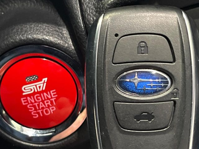 �y�A�N�Z�X�L�[&�v�b�V���X�^�[�g�z�J�o����|�P�b�g�ɓ��ꂽ�܂܂ł��h�A�̎{���E�������\�ȃX�}�[�g�L�[�𑕔��B�G���W���̃I���E�I�t�����J�M�����o���K�v�������A�{�^�����v�b�V�����邾����OK��