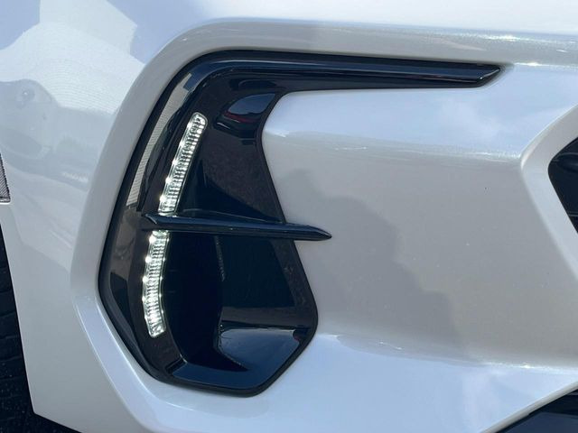 �yLED�A�N�Z�T���[���C�i�[�z