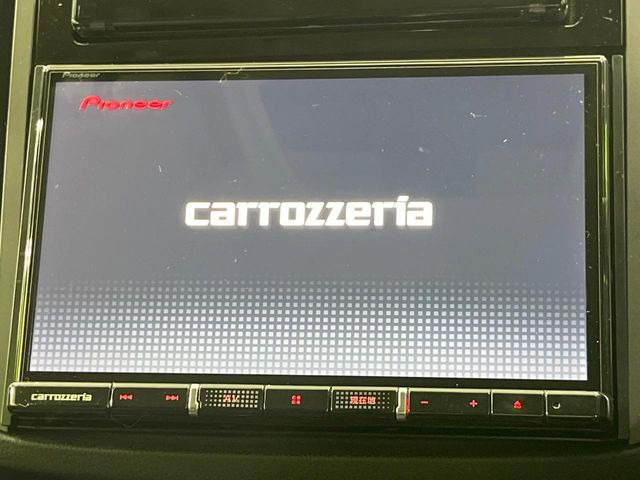 【8型ナビゲーション】使いやすいナビで目的地までしっかり案内してくれます。各種オーディオ再生機能も充実しており、お車の運転がさらに楽しくなります!!