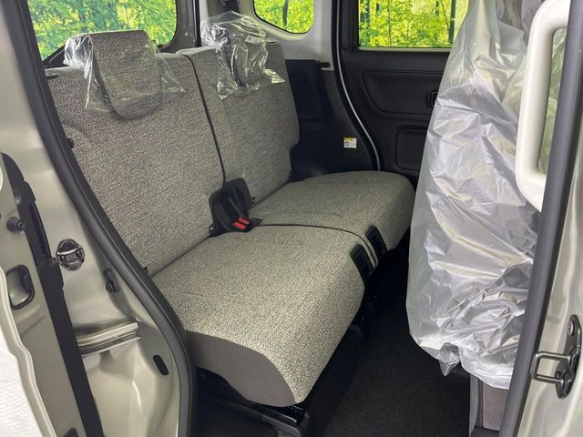 ���i���ȃI���W�i���t���A�}�b�g���I�v�V�����ɂĂ��p�ӂ��Ă���܂��B���D���ȃf�U�C����J���[�����Ԃɍ��킹�đI��ł����������Ƃ��ł��܂���