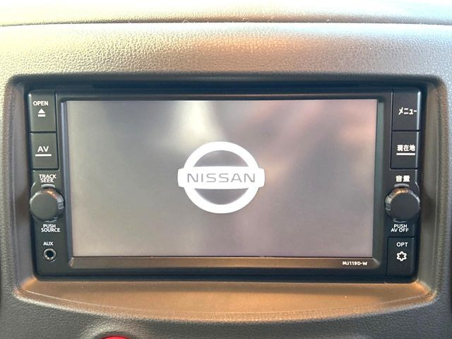 �y�����i�r�z�l�C�̏����i�r�𑕔����Ă���܂��B�i�r�̎g���₷���͂������A�I�[�f�B�I�@�\���[��!�L�����v�◷�s�͂������A�ʋ΂┃�����ȂǕ��i�̃h���C�u���y�����Ȃ�͂���