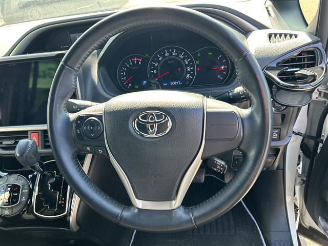 ヴォクシー2.0 ZS 煌III