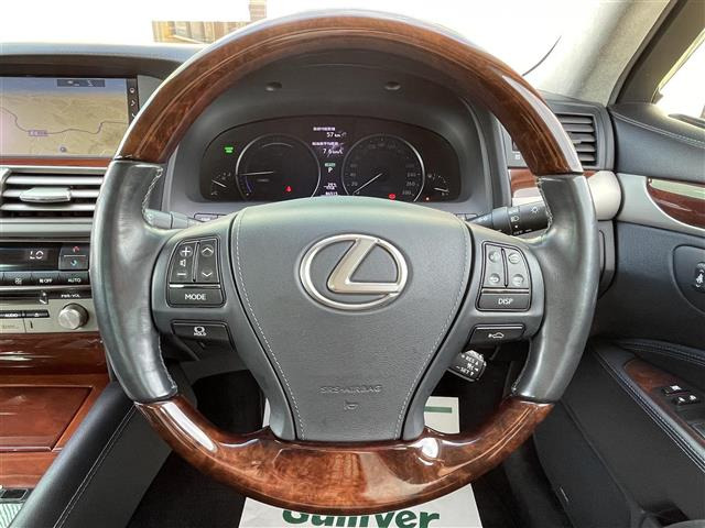 LS600h バージョンC Iパッケージ 4WD