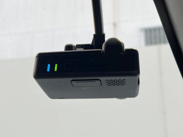 �y�h���C�u���R�[�_�[�z�h���C�u���R�[�_�[����!���s���͂������A������^�]�⎖�̂ɑ��������ہA�f���ŋL�^���A����̃��X�N�ɔ����܂��B���L�^�pSD�J�[�h�͂��q�l�����g�ł��������������K�v������܂��B