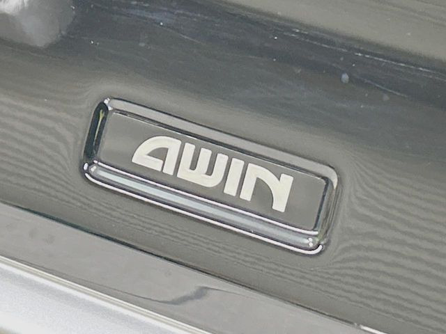 �y�G�A���z�N���}�̊O�ς����������߁A�����ۗ������Ă����X�^�C���b�V���ȃG�A���p�[�c�𑕒�!�G�A���ȊO�̃h���X�A�b�v�����C�y�ɂ����k��������!