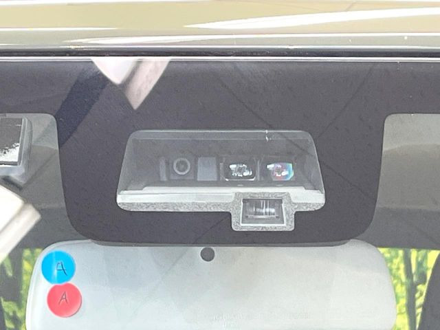 �y�X�Y�L �Z�[�t�e�B�T�|�[�g�z���s���ɑO���̎ԗ�����F�����A�Փ˂������Ȏ��͌x��ƃu���[�L�ŏՓˉ���Ɣ�Q�y�����A�V�X�g�B�����S�Ƀh���C�u�����y���݂��������܂��B