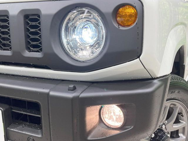 �yLED�w�b�h���C�g�z���V����ԑ��s�����ǍD�Ȏ��E���m�ۂ����S���ĉ^�]�ł��鍂�P�xLED�w�b�h���C�g�𑕔�!�_�����x�������A����d�͂��}�����Ă��܂��B