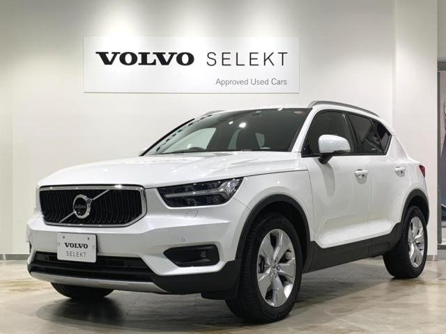 XC40B4 モメンタム