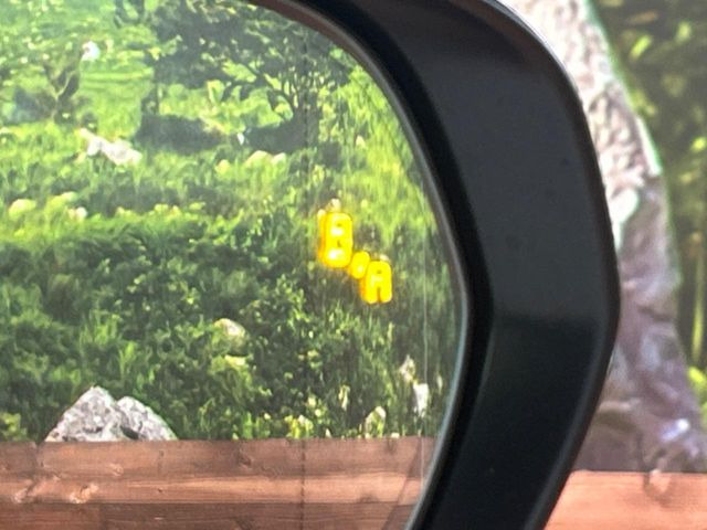 �y�u���C���h�X�|�b�g���j�^�[�z���s���A�h�A�~���[�̎��p�ɂȂ�₷���ӏ��Ɍ㑱�Ԃ��ڋ߂���ƃT�C�h�~���[�̃����Y�Ɍx����\��!�h���C�o�[�ɒ��ӊ��N�����Ă���܂��B