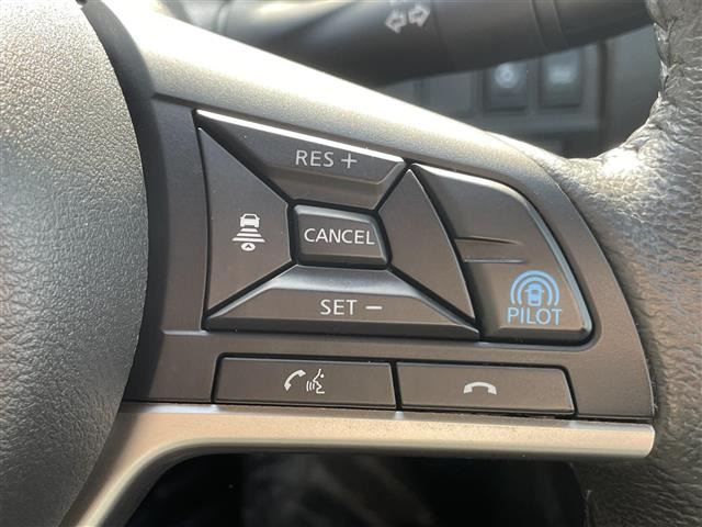 セレナ1.2 e-POWER ハイウェイスターV