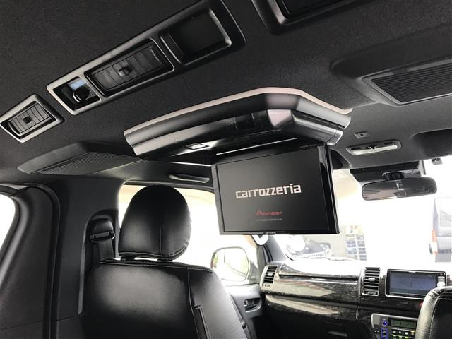 ハイエースバン