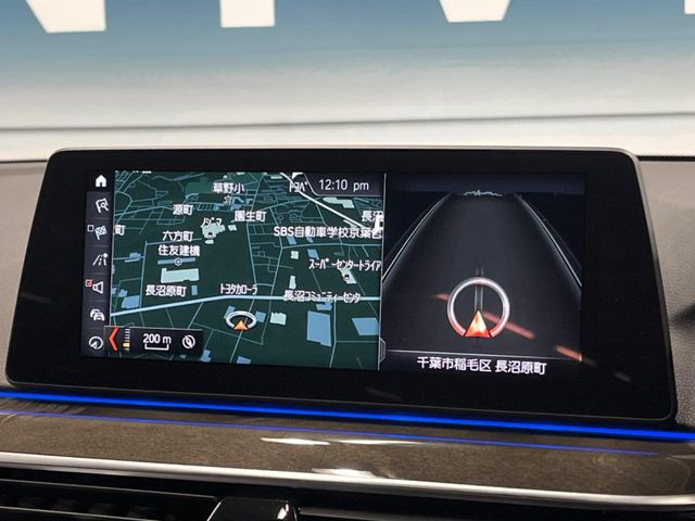 ��HDD�����i�r:��̊��̂���i�r�́A����������ԓ������o���Ă���܂��B�I�[�f�B�I�@�\���[�����Ă���܂��̂ŁA�^�]�����y���߂܂���