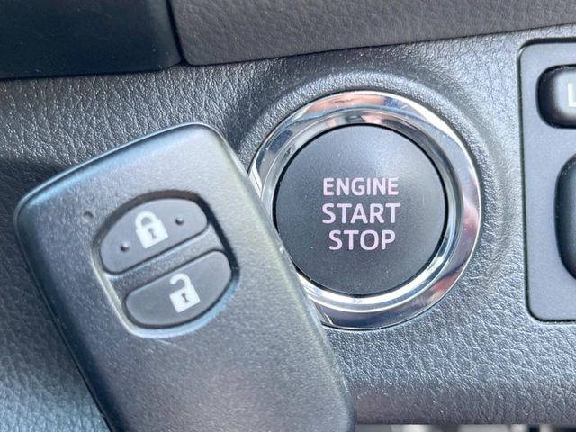 �y�X�}�[�g�L�[�z�J�o����|�P�b�g�ɓ��ꂽ�܂܂ł��h�A�̎{���E�������\�ȃX�}�[�g�L�[�𑕔��B�G���W���̃I���E�I�t�����J�M�����o���K�v����������Ƃ��Ă��֗��ł���