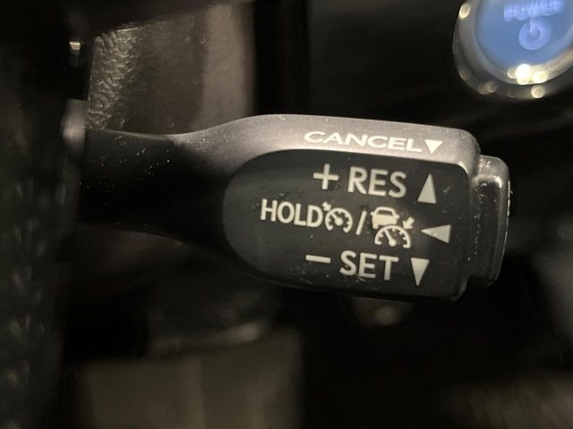 �y���[�_�[�N���[�Y�R���g���[���z�������H�ł̒��������s���y��!!�����ő��x��ۂN���[�Y�R���g���[�����A�Փˌy���V�X�e���ƘA�g���A�O���̎ԗ������m���ĎԊԂ�ۂ悤�ɑ��x���߂��Ă���܂�!!