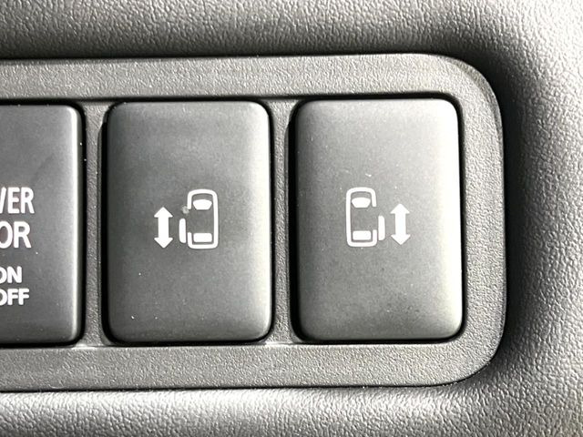 �y�����p���[�X���C�h�h�A�z�X�}�[�g�L�[��^�]�Ȃ̃X�C�b�`�Ō�ȗ����X���C�h�h�A�̊J���\���d��������͂����ăh�A���J����K�v�������A�����Ȃ��q�l�ł��ȒP�ɊJ���߂ł����K�ł���