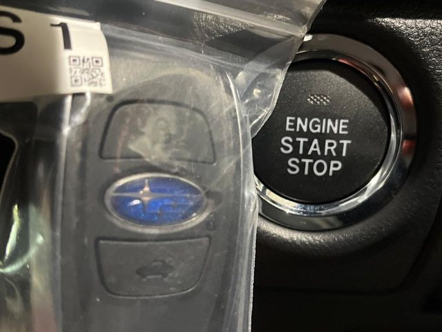 �y�A�N�Z�X�L�[&�v�b�V���X�^�[�g�z�J�o����|�P�b�g�ɓ��ꂽ�܂܂ł��h�A�̎{���E�������\�ȃX�}�[�g�L�[�𑕔��B�G���W���̃I���E�I�t�����J�M�����o���K�v�������A�{�^�����v�b�V�����邾����OK��