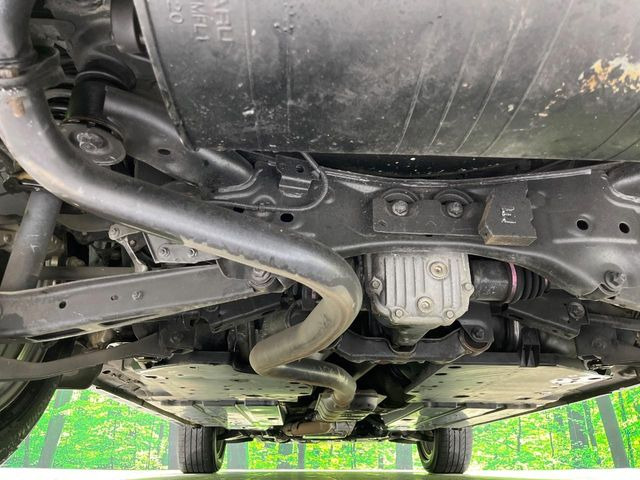 下回りがきれいなうちに、防錆加工の施工がオススメ。降雪地域はもちろん、沿岸部にお住いの方や、趣味でマリン・ウィンタースポーツをされる方にご好評いただいております。