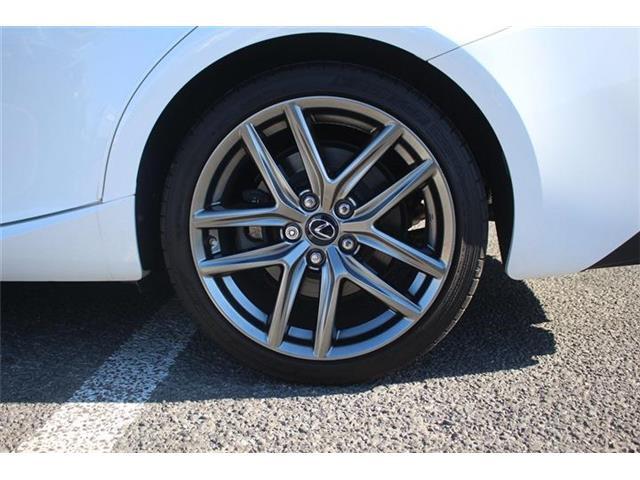 ���Ǝҗl�ւ̔̔��͂��f�肳���Ă��������܂��B �Ԍ������ԗ��̏ꍇ�́A�Ԍ����擾�������x�������z�ŕ\�����Ă���܂��B