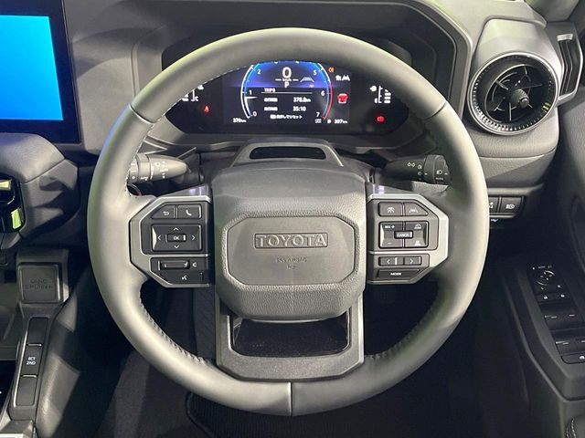 �y�����v�����X�e�A�����O�z�㎿�Ȋv���g�p���邱�ƂŁA��ɂ����������݂ƂĂ��^�]���₷���n���h���ł���