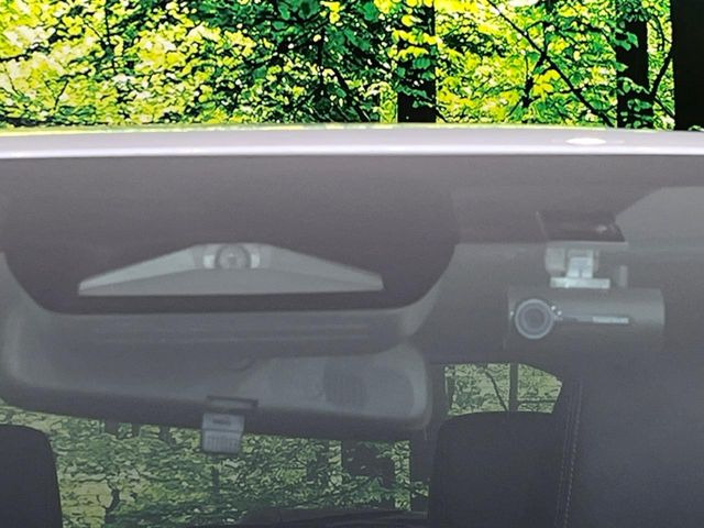 �y�g���^�Z�[�t�e�B�Z���X�z���s���ɑO���̎ԗ�����F�����A�Փ˂������Ȏ��͌x��ƃu���[�L�ŏՓˉ���Ɣ�Q�y�����A�V�X�g�B�����S�Ƀh���C�u�����y���݂��������܂��B