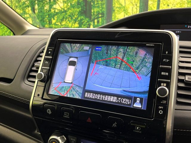 �y�A���E���h�r���[���j�^�[�z��p�̃J�����ɂ��A�ォ�猩���낵���悤�Ȏ��_��360�x�N���}�̎��͂��m�F���邱�Ƃ��ł��܂������p�������m�F���₷���A�����ꏊ�ł̐؂�Ԃ��⒓�Ԃ��X���[�Y�ɍs���܂��B