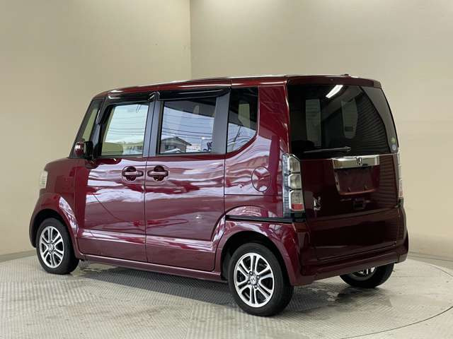 �l�C�̎Ԏ킪�����낢!�e���[�J�[ �ŐV�l�C�Ԃ����C���i�b�v!���ĐG���đI�ׂ�W����ł�!