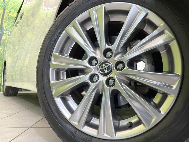 �y�����A���~�z�C�[���z�O�ςɃ}�b�`���������A���~�z�C�[���𑕒����Ă���܂��B�e��ЊO�A���~�z�C�[����A�X�^�b�h���X�^�C�����戵�����Ă���܂��B���񂲑��k����������