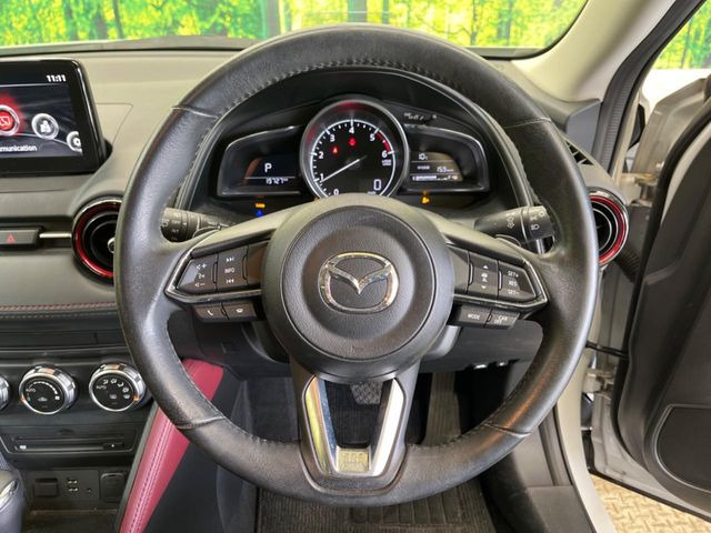 �y�X�}�[�g�u���[�L�T�|�[�g�z���s���ɑO���̎ԗ�����F�����A�Փ˂������Ȏ��͌x��ƃu���[�L�ŏՓˉ���Ɣ�Q�y�����A�V�X�g�B�����S�Ƀh���C�u�����y���݂��������܂��B