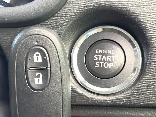 �y�L�[���X�X�^�[�g�V�X�e���z�J�o����|�P�b�g�ɓ��ꂽ�܂܂ł��h�A�̎{���E�������\�ȃX�}�[�g�L�[�𑕔��B�G���W���̃I���E�I�t�����J�M�����o���K�v����������Ƃ��Ă��֗��ł���